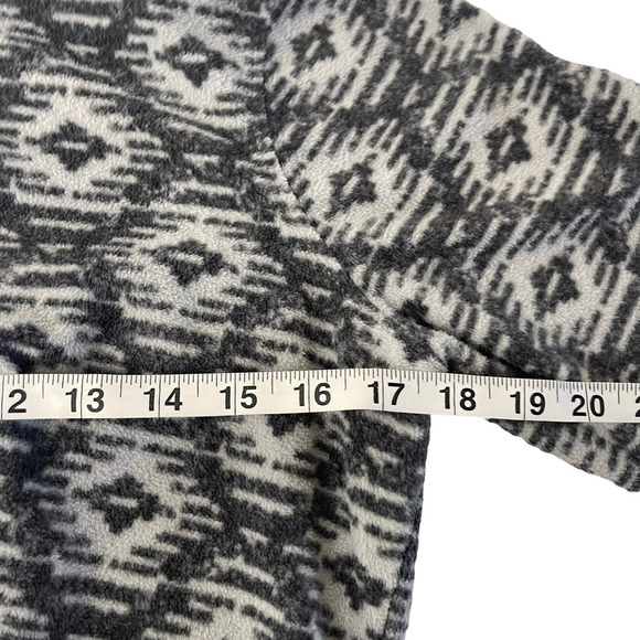 Avalanche Outdoors Aztec 1/2 Zip Fleece‎ Sweater - Picture 4 of 6